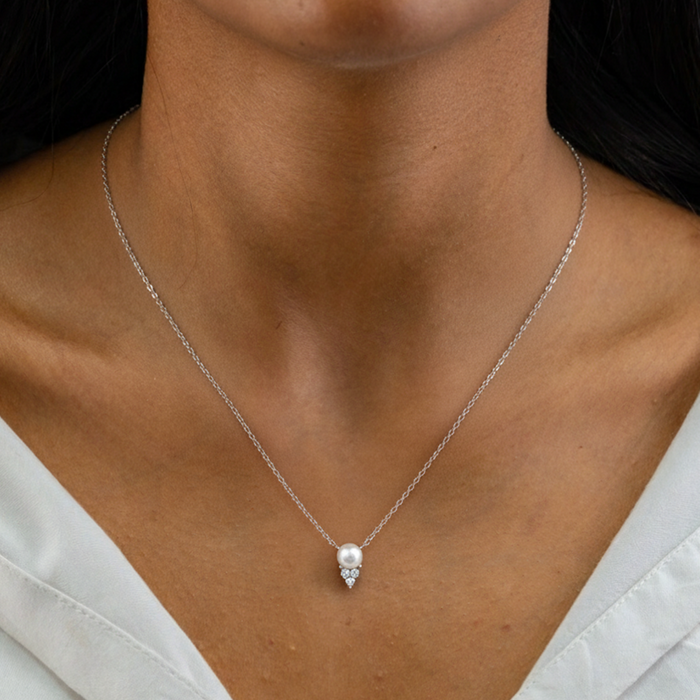 PEARL & TEARDROP ROUND STONES SILVER NECKLACE