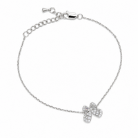 CENTERED CHARMING BUTTERFLY SILVER BRACELET