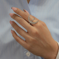 CRESCENT ROUND STONES SILVER RING