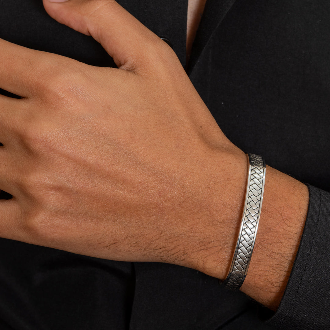 CHUNKY PLAIN BRAIDS MEN SILVER BANGLE