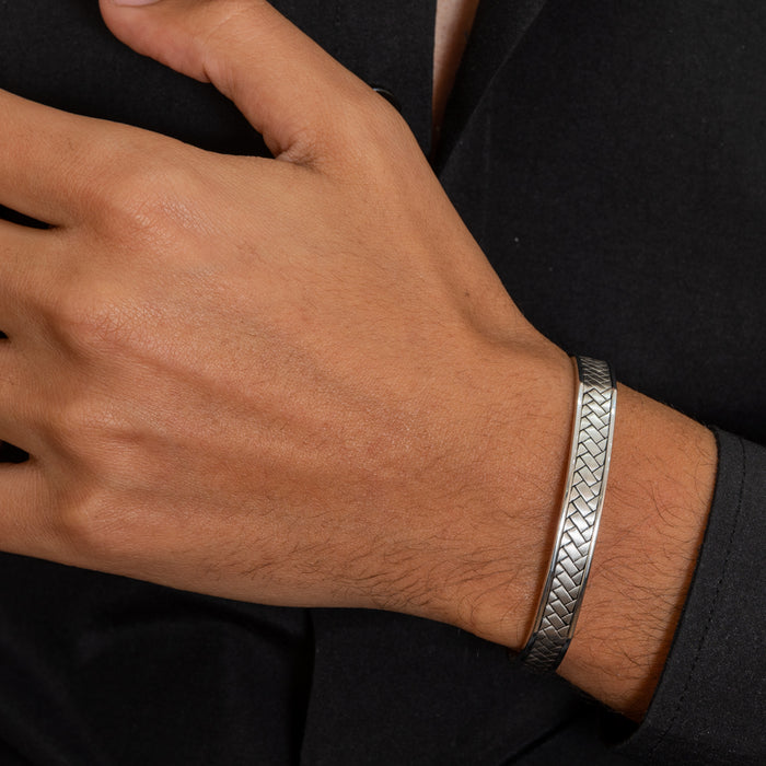 CHUNKY PLAIN BRAIDS MEN SILVER BANGLE