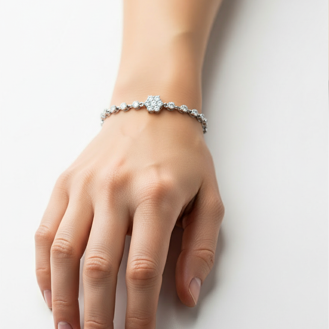 FLOWER SHAPED SILVER BRACELET