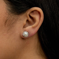 ROUND STONED PEARL STUD SILVER EARRING