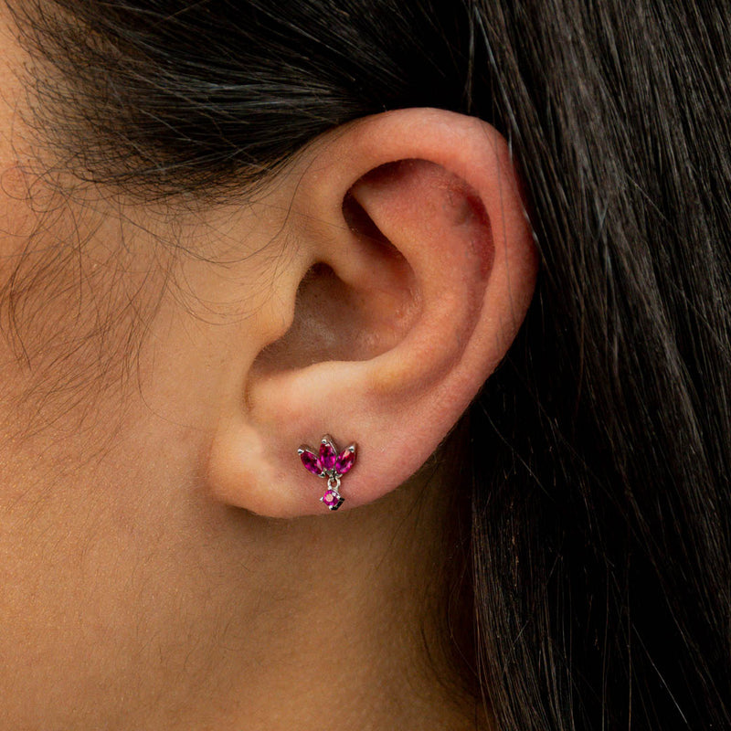 TRIPLE MARQUISE & ROUND STONES STUD SILVER EARRING