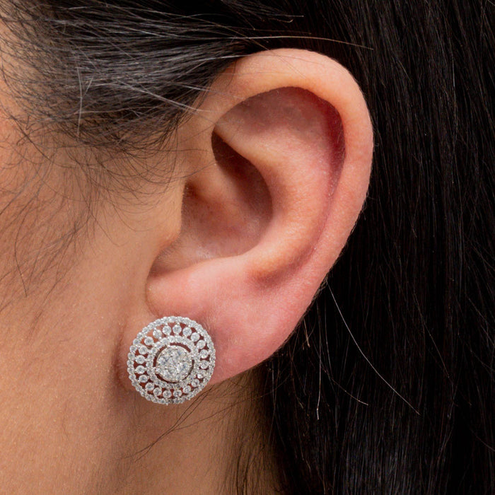 TINY CIRCLE SHAPED STUD SILVER EARRING