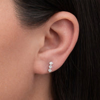 TRIPLE STRAIGHT STONES STUD SILVER EARRING