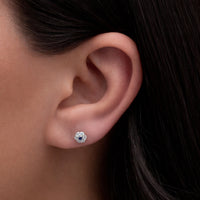 FLOWER SHAPED SIMPLE STUD SILVER EARRING