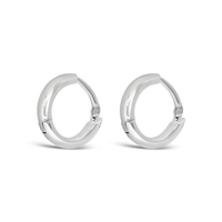 SIMPLE PLAIN HOOP SILVER EARRING