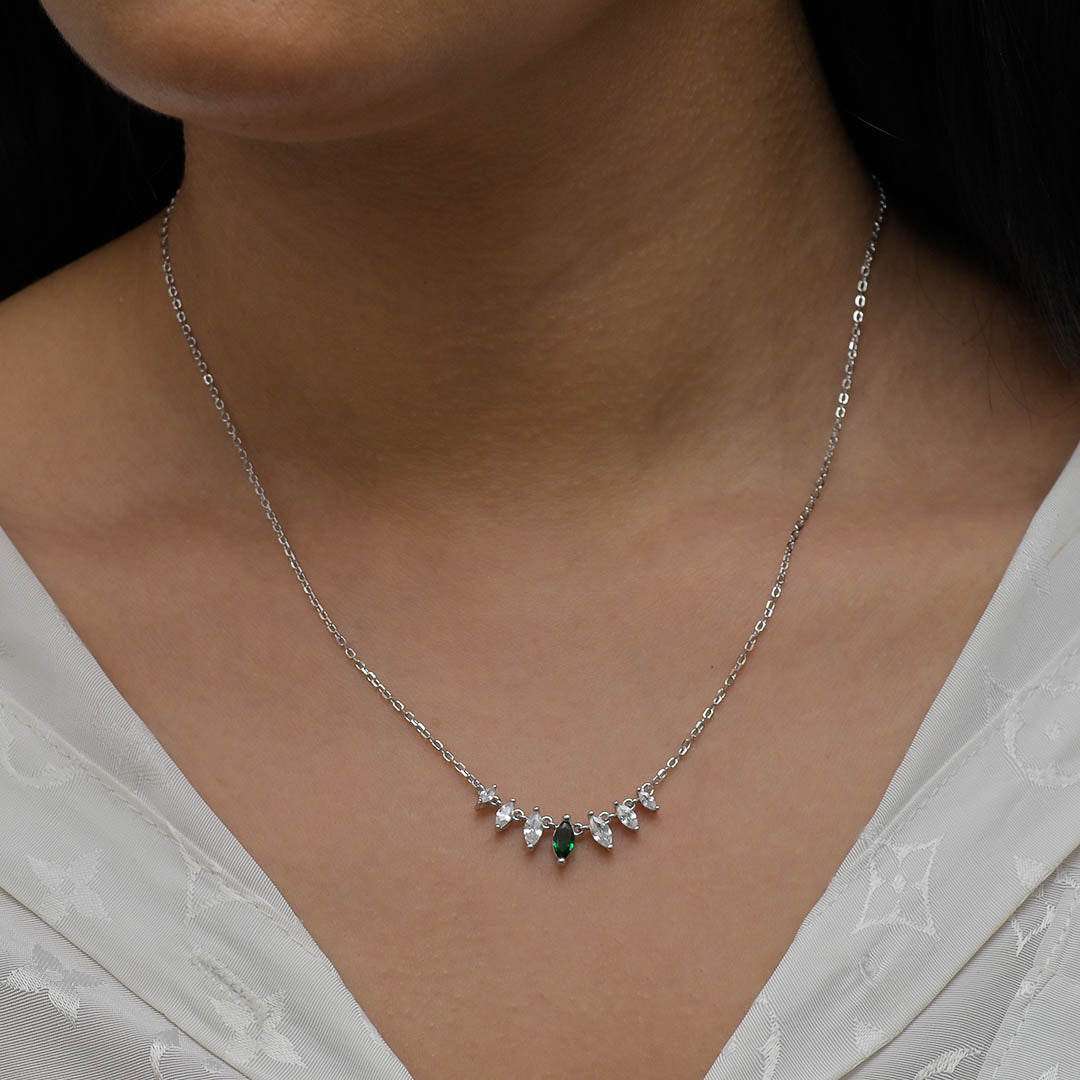 EMERALD & COLORLESS MARQUISE STONES SILVER NECKLACE