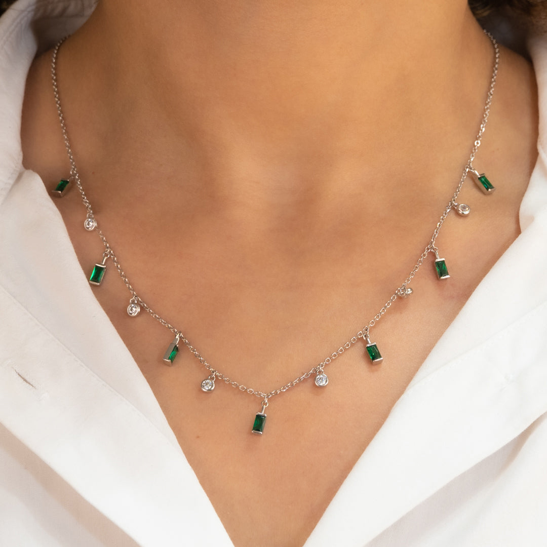 DROPPING BAGUETTE & ROUND STONES SILVER NECKLACE