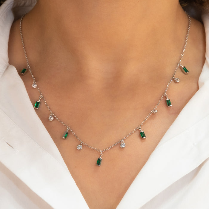 DROPPING BAGUETTE & ROUND STONES SILVER NECKLACE