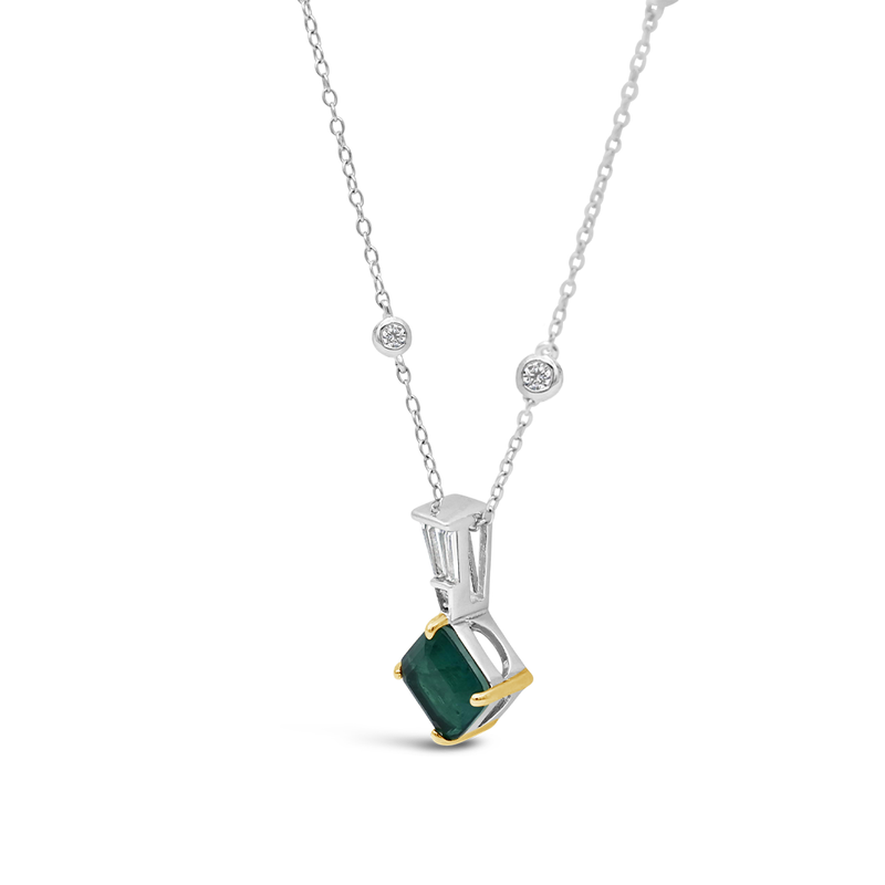 EMERALD SQUARE STONED SILVER NECKLACE