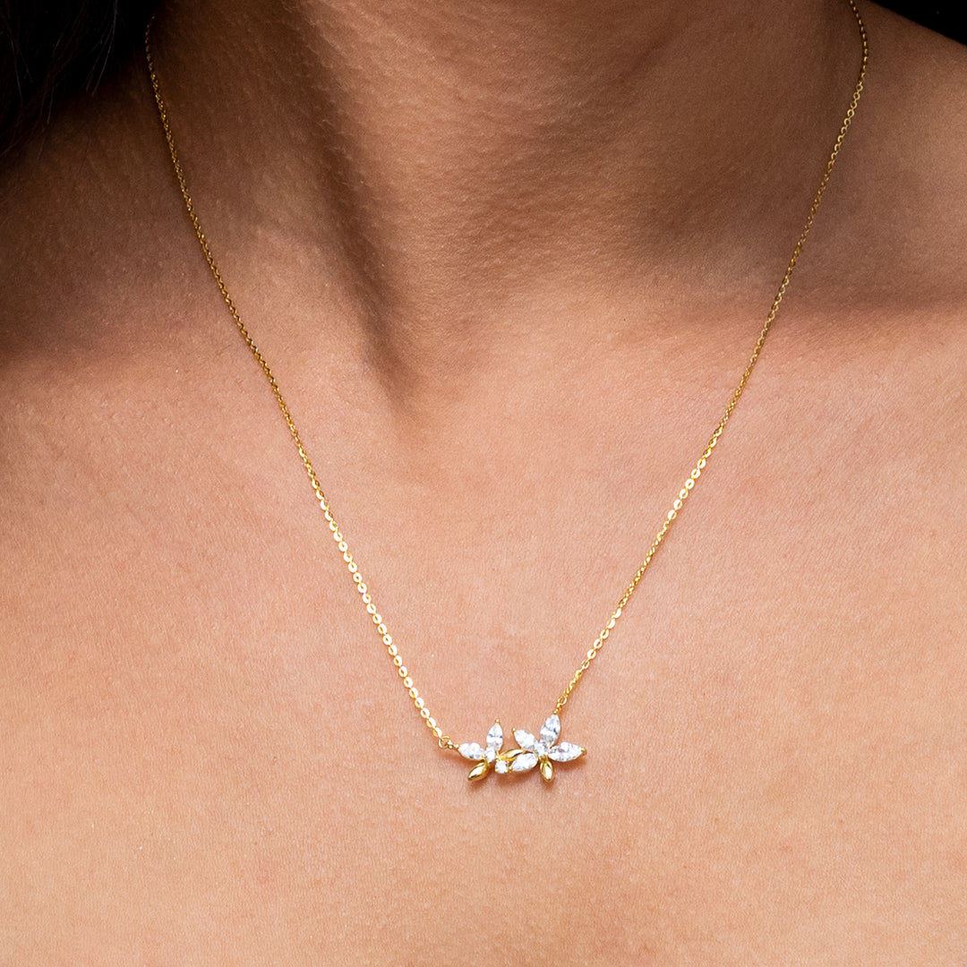 MARQUISE FLOWERS SILVER NECKLACE