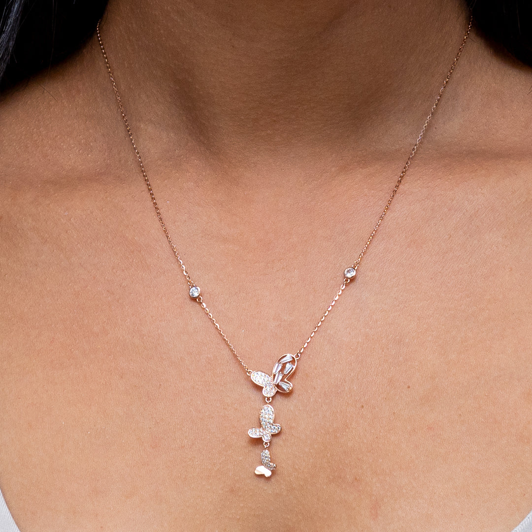 DROPPING BUTTERFLIES SILVER NECKLACE