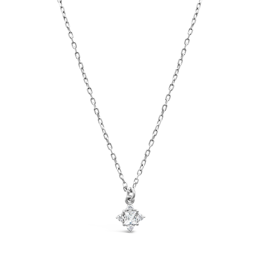 STAR SHAPED STONES SILVER NECKLACE