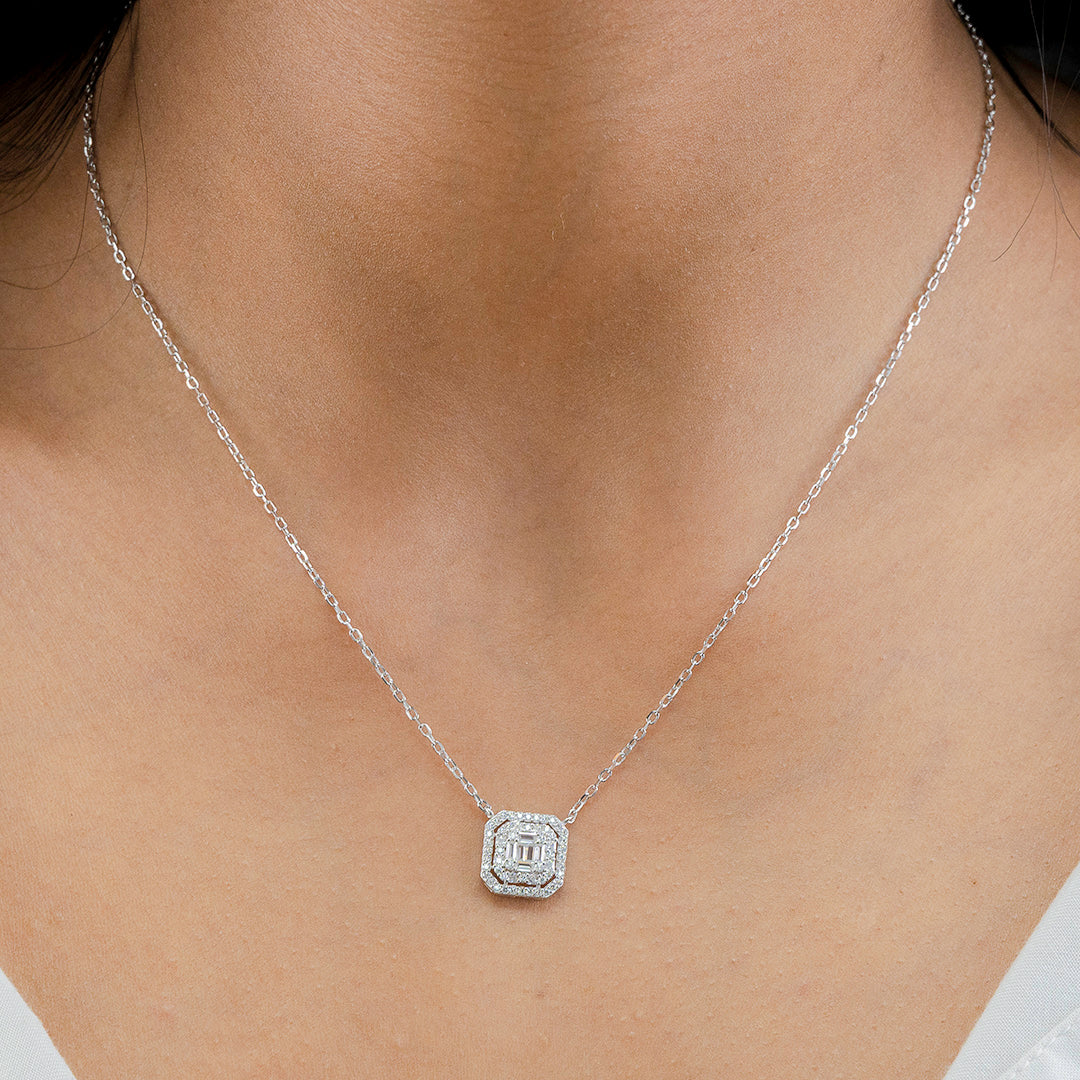 TAPERED SQUARE SILVER NECKLACE