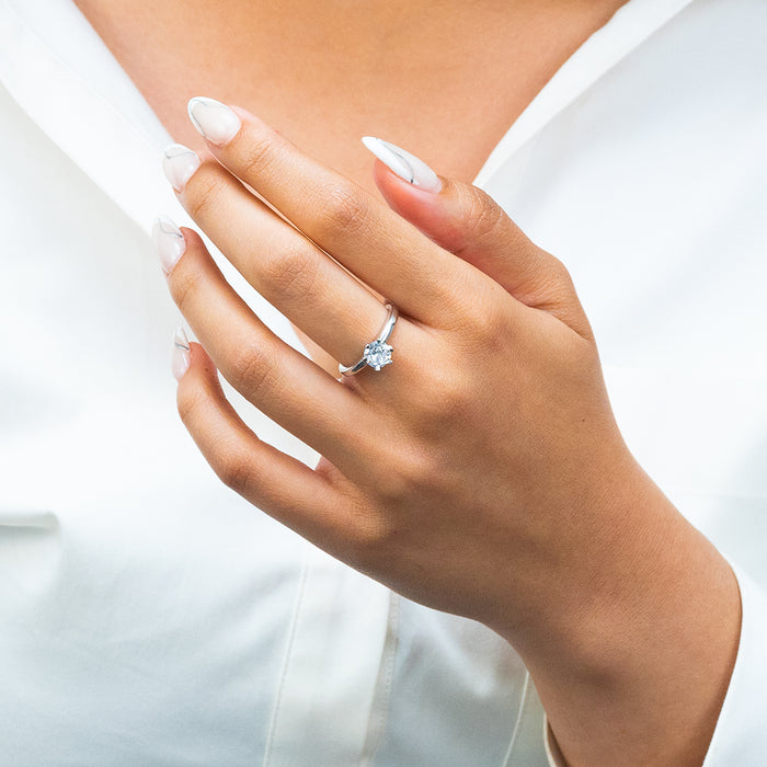 SIMPLE WEDDING SILVER RING