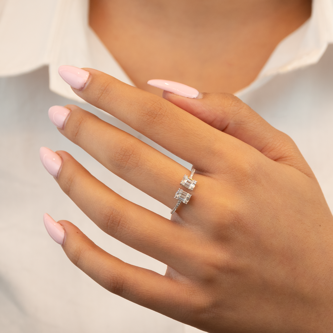 FREE SIZE BAGUETTE SILVER RING