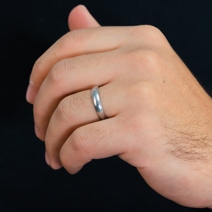 ROUND EDGED WEDDING MEN SILVER BAND